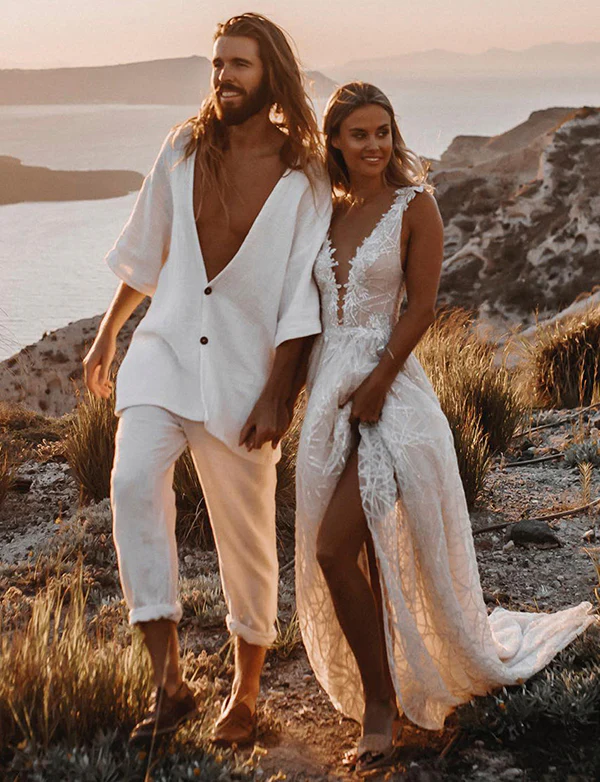 Robe de mariée Boho A-line avec col en V et dos nu – Image 5